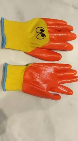 Good Baby gloves. Liked i... Uf0d824f3e1384ca59e5e45428cc48506T